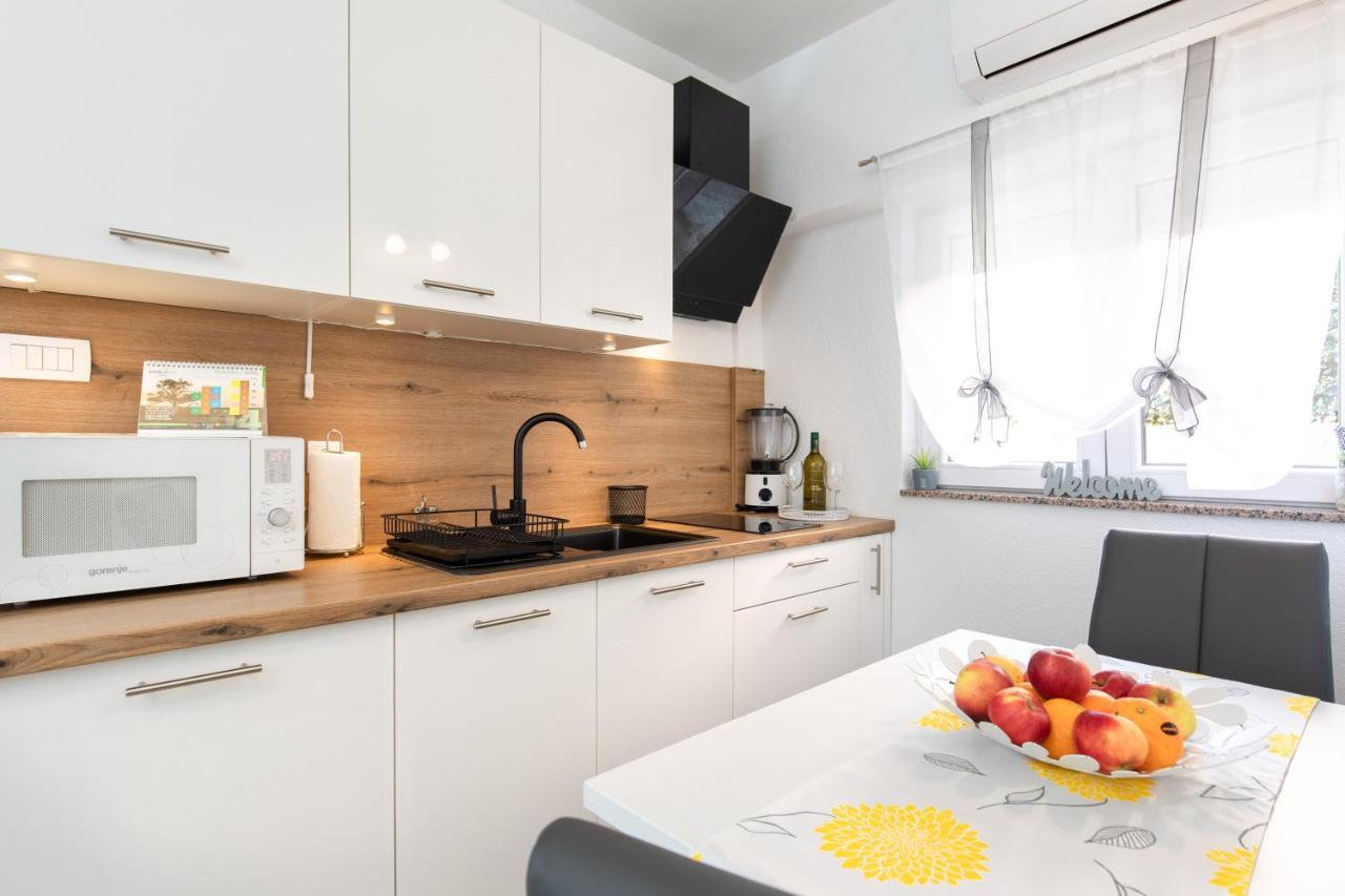 Apartman Ruza Кърк Екстериор снимка