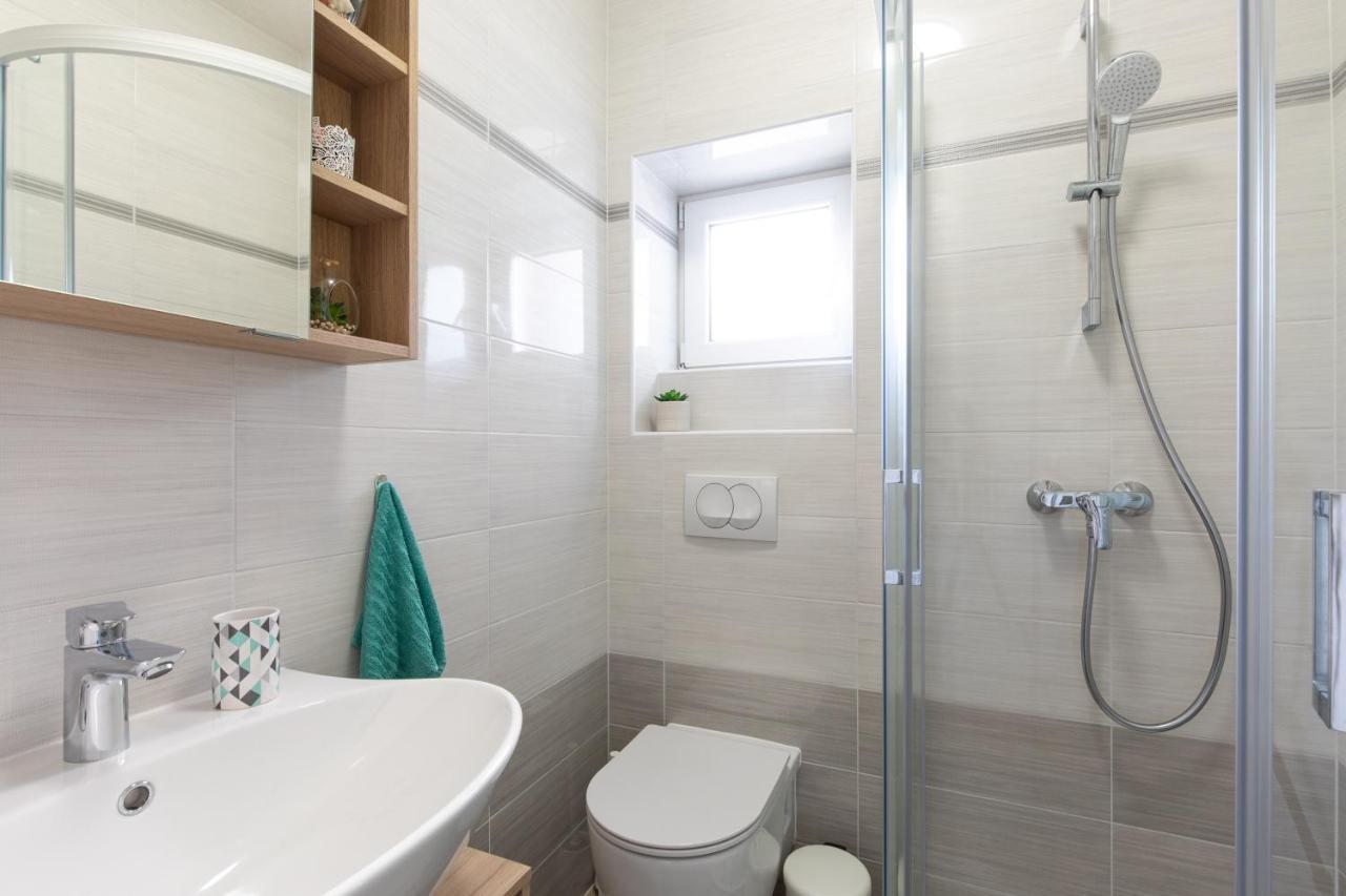 Apartman Ruza Кърк Екстериор снимка