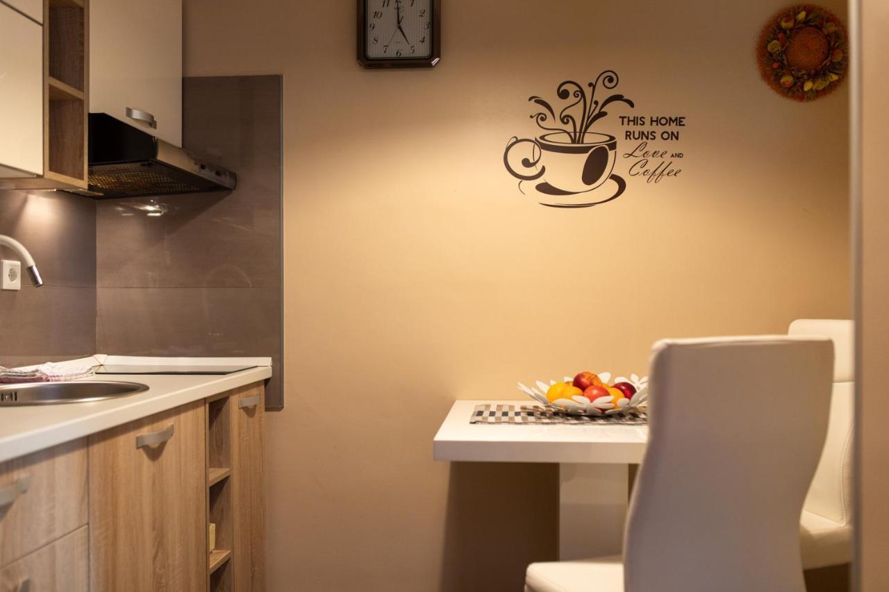 Apartman Ruza Кърк Екстериор снимка