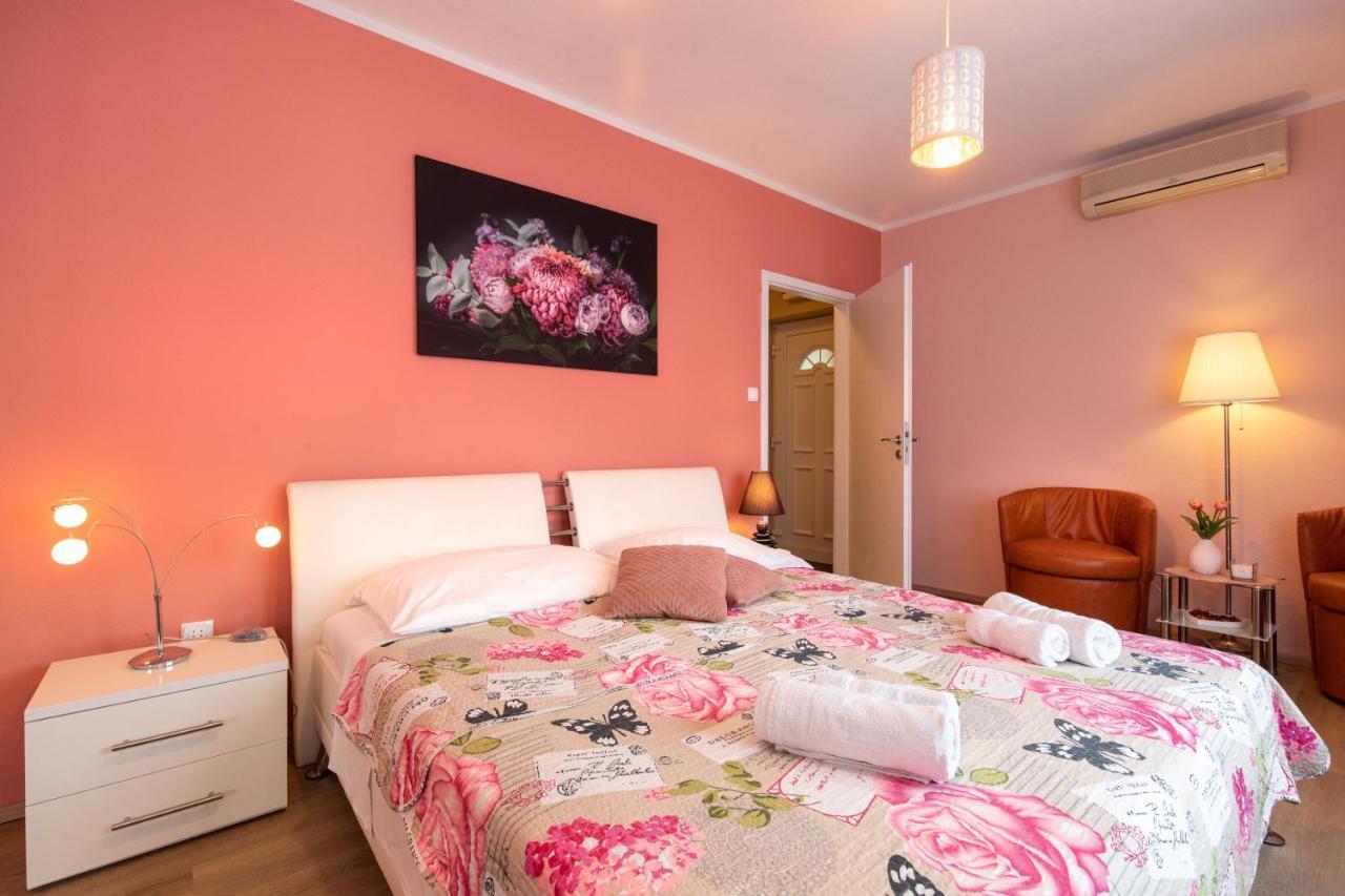 Apartman Ruza Кърк Екстериор снимка